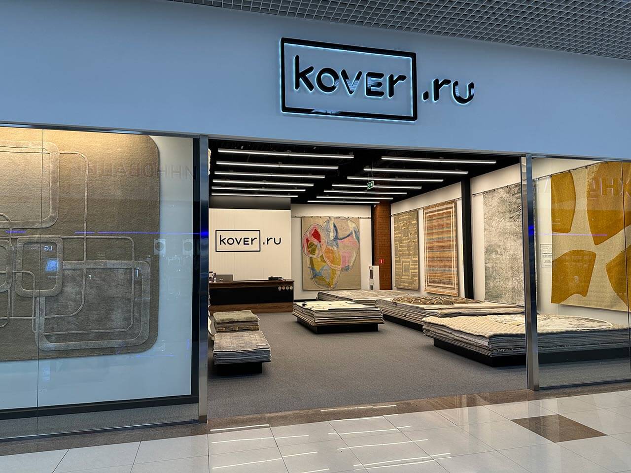 Салон «Kover.ru» в Мегацентре «Красная площадь» 1 этаж