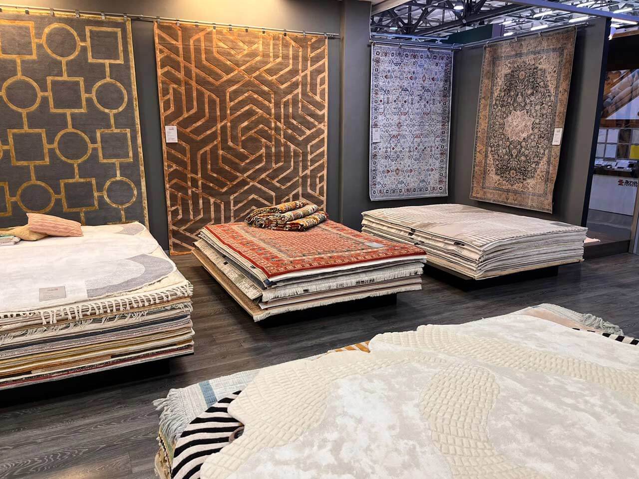 Салон «Мир Ковров | Kover.ru» в ТВК «Большая Медведица»