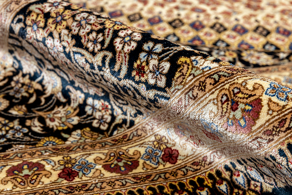 Иранский ковёр из шёлка «QOM» 7-149-IR