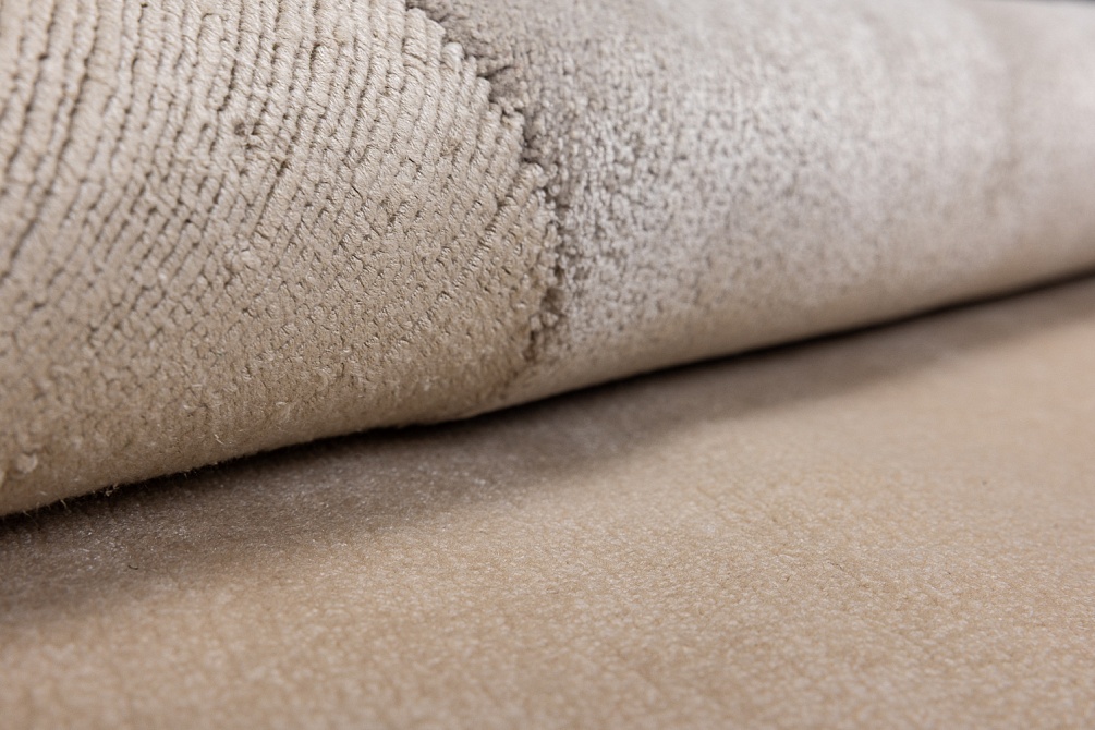 Индийский ковер из шерсти, шёлка и эвкалиптового шёлка «TECTONIC» D4-C2