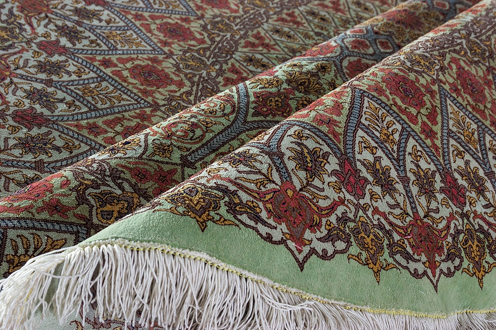 Иранский ковер из шёлка «QOM» 7-147-IR(Round)