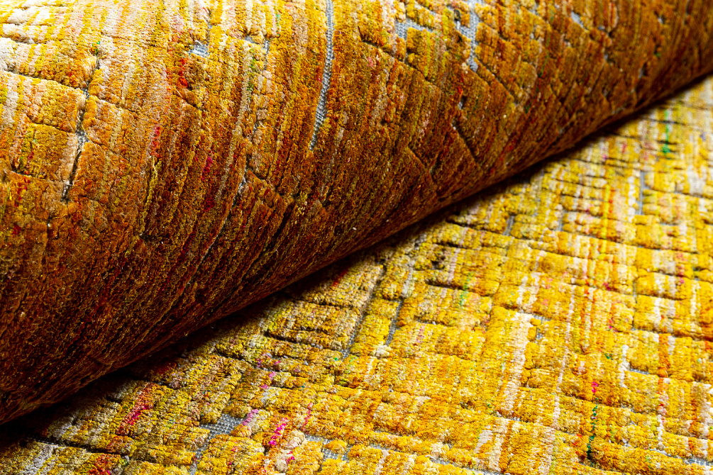 Индийский ковёр из шёлка «NEON SILK» MLT-GLD