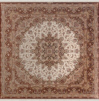 QOM