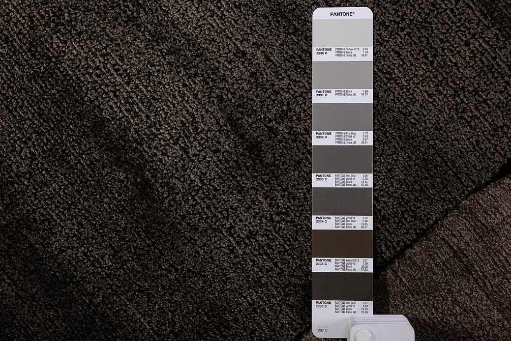 Индийский ковер из шерсти, шёлка и эвкалиптового шёлка «TECTONIC» D3-C4