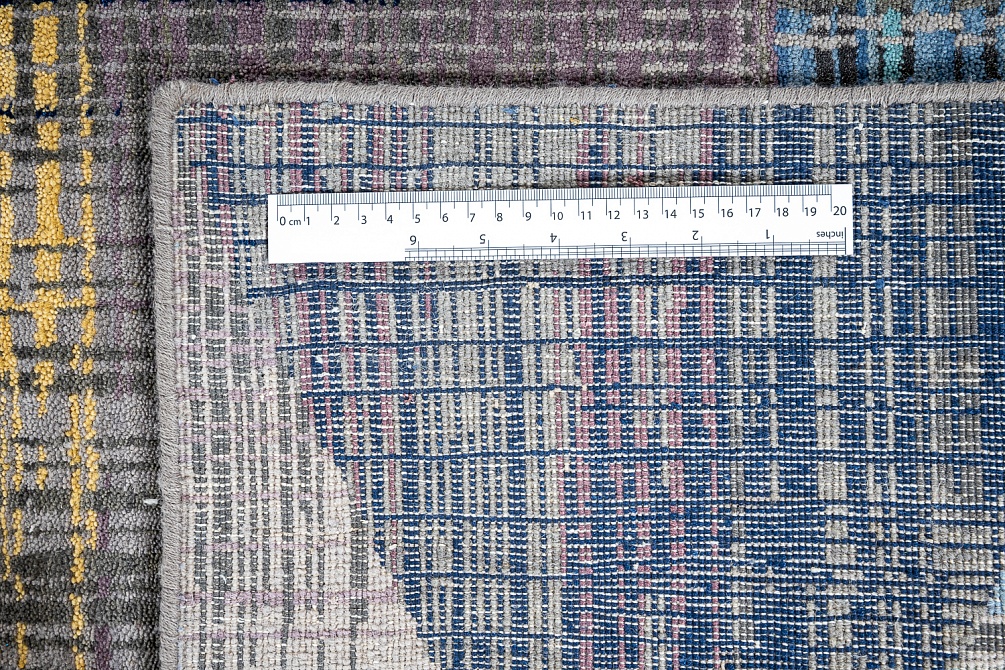 Индийский ковер из бамбукового шёлка и шерсти «UNSTRING» SRB730-CGRAY-FDENIM