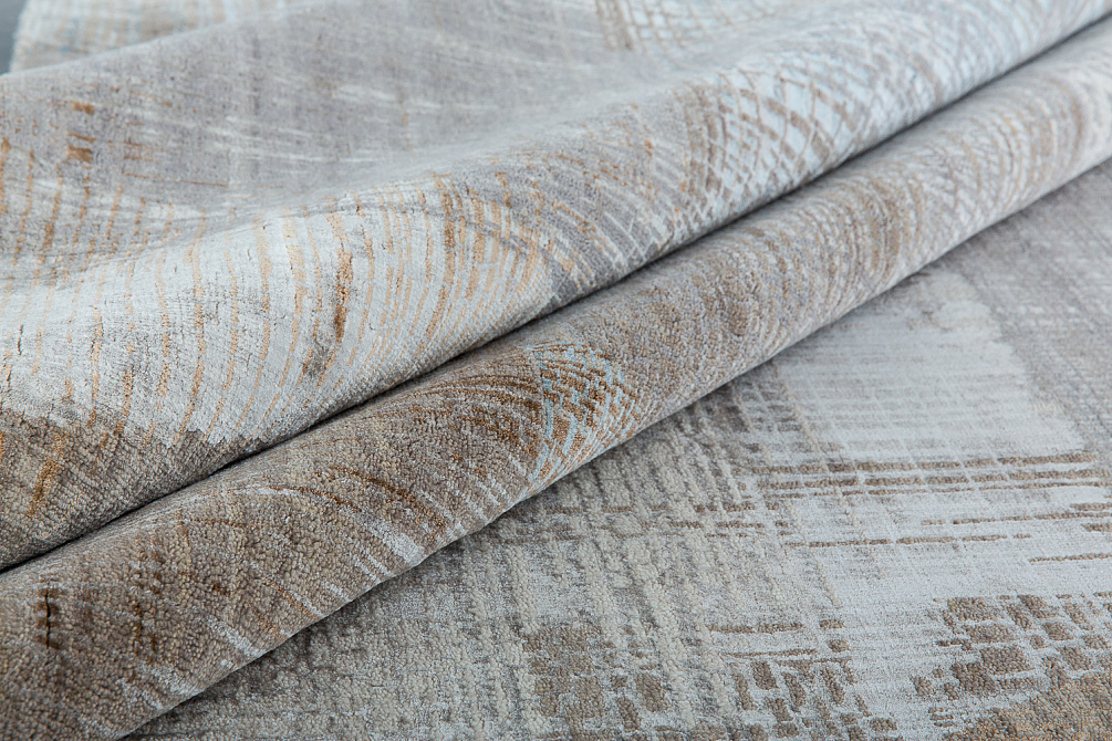 Индийский ковёр из бамбукового шёлка и шерсти «UNSTRING» SRB730-ASW-AWHT