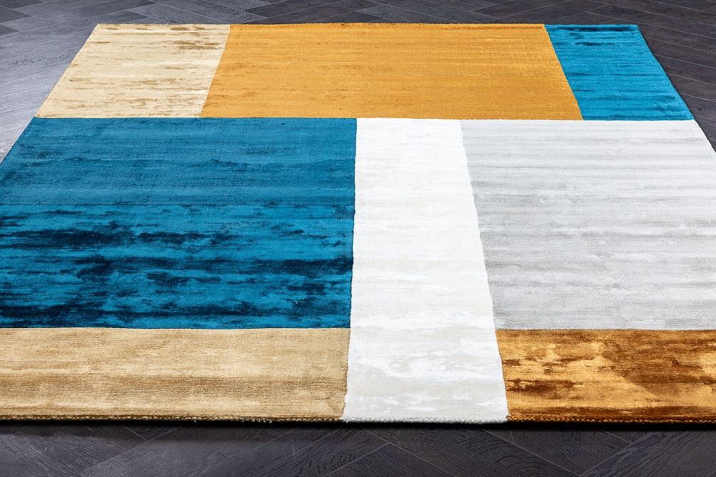 Индийский ковер из арт-шёлка «ROSERA» RSR04-GLD-MLT