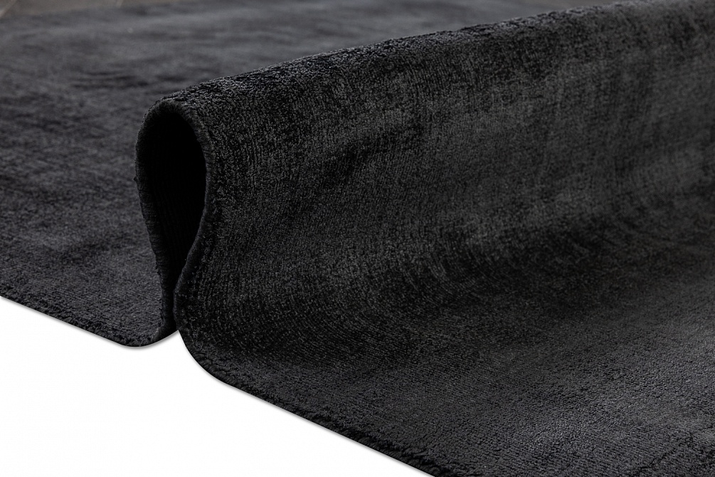 Индийский ковер из арт-шёлка «CROSS SPEСIAL» D110-CHARCOAL-BLACK