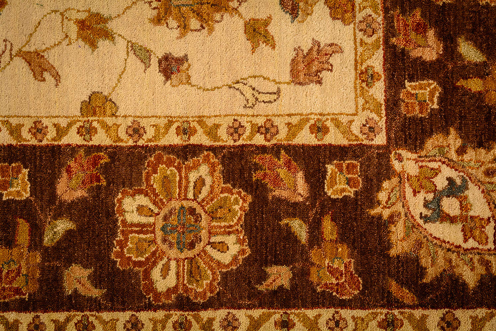 Индийский ковёр из шерсти «GAZNI KANU» AF06-BGE-BRN