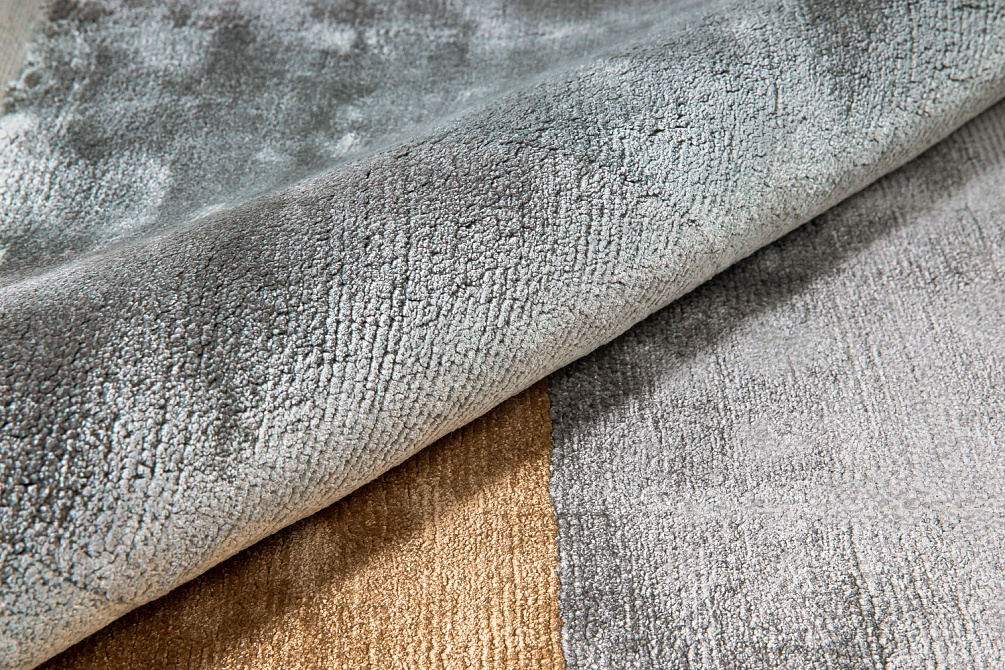 Индийский ковер из арт-шёлка «BAUHAUS» DESIGN №03-2-GREY-GOLD