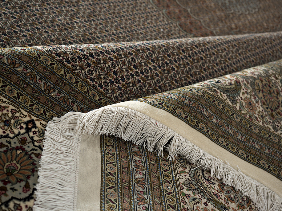 Иранский ковёр из шерсти и шёлка «TABRIZ MAHI» 15-32A