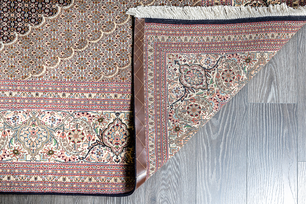 Иранский ковёр из шерсти и шёлка «TABRIZ MAHI» 11-245-IR