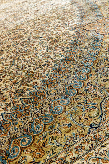 Индийский ковёр из шёлка «KASHMIR SILK 24Х24» CHARCH CREAM