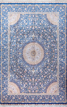 Иранский ковёр из шёлка и модала