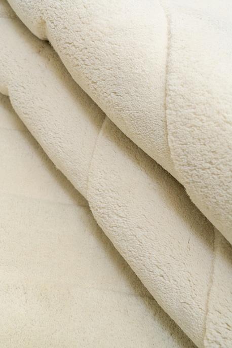 Индийский ковер из шерсти «FORM» PURE WHITE