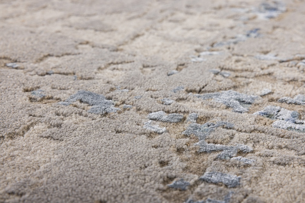 Индийский ковер из шерсти и бамбукового шёлка «UVENUTI» LRB1545-C.GREY-B.MIRAGE