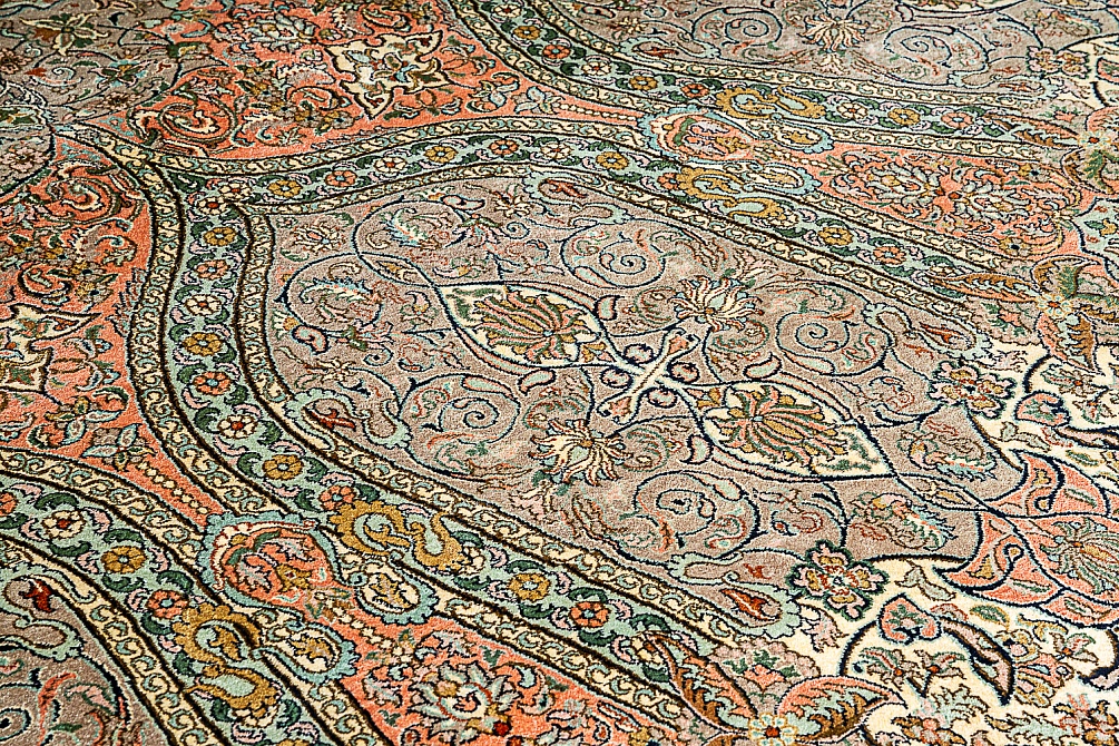 Индийский ковер из шёлка «KASHMIR SILK 24Х24» CEILING GUMBAD