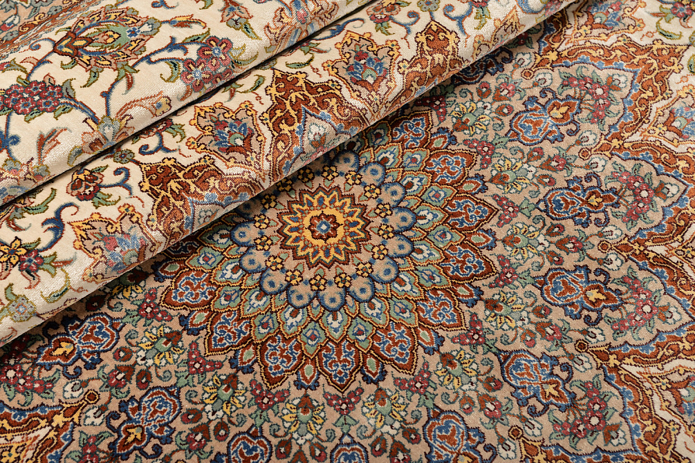 Иранский ковёр из шёлка «QUM MM IR» 11-411-IR(Round)