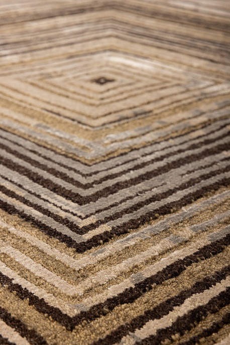 Индийский ковер из бамбукового шёлка, шерсти и хлопка «UVENUTI» LRB1666-MBROWN-LCOFFEE