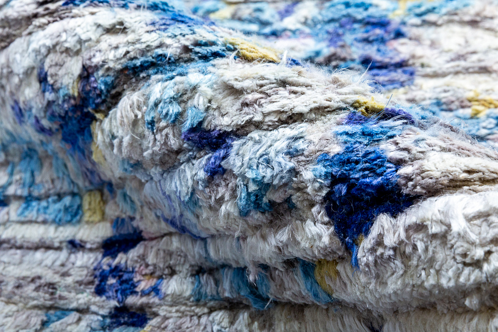 Индийский ковёр из шёлка и шерсти «TRIBAL» GREY-BLUE