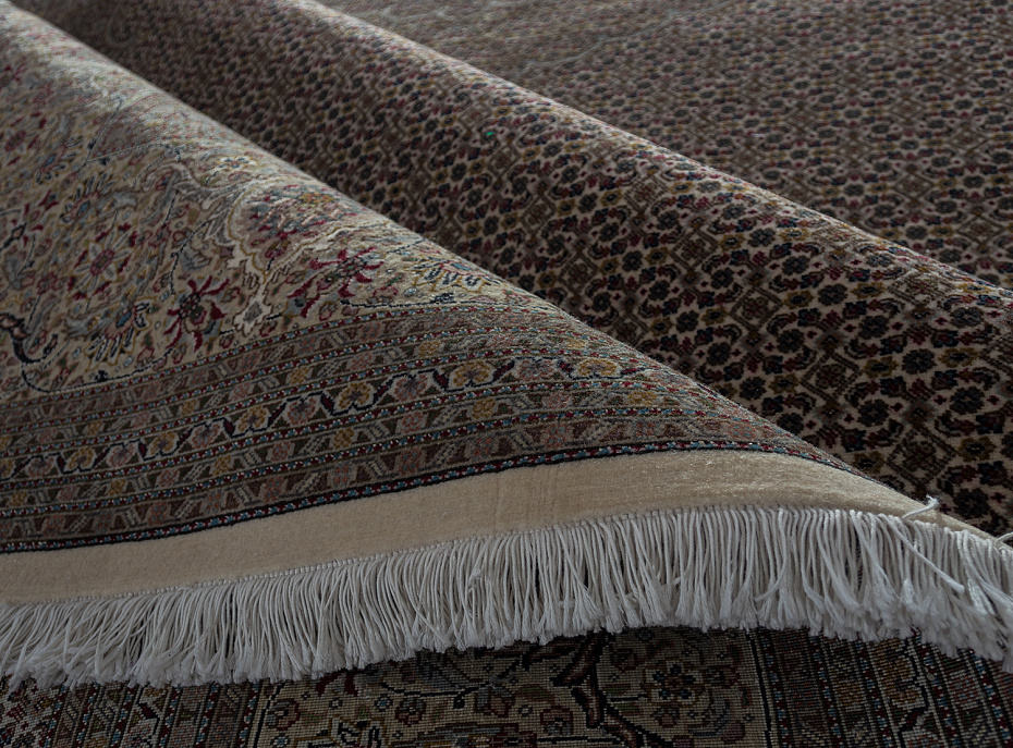 Иранский ковёр из шерсти и шёлка «TABRIZ MAHI» 900-37841-IR